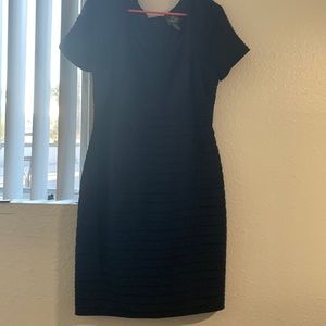 Adrianna Papell dress size 14 super cute navy blue